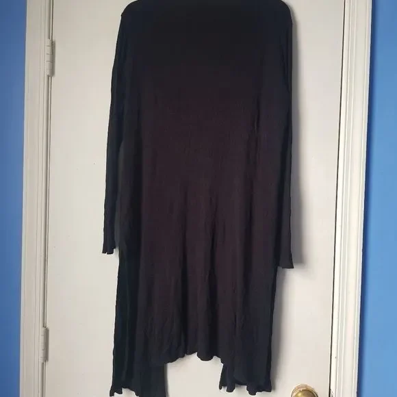 Women's Long Casual Top - Picture 8 of 10